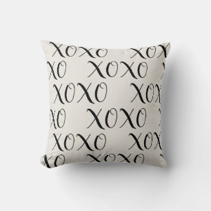 XOXO Love Valentine Throw Pillow