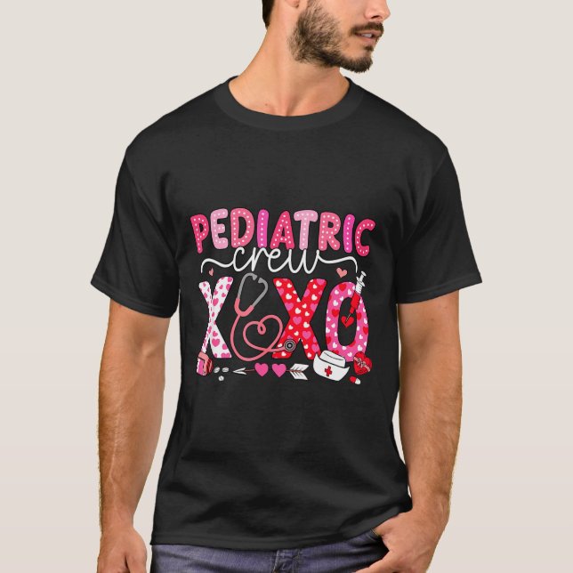 Xoxo Nurse Pediatric Crew Nurse Valentine Leopard  T-Shirt (Front)