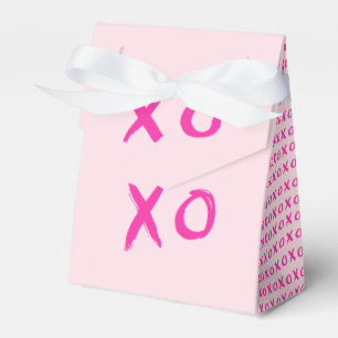 XOXO Simple Girly Valentine's Day Pink Favour Box