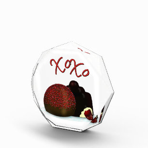 XOXO Valentine Bonbon and Dark Chocolate Photo Block