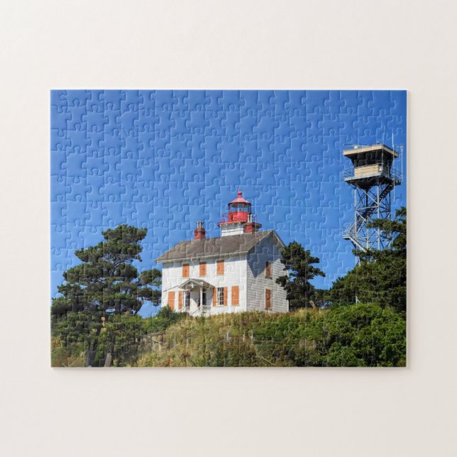 Yaquina Bay Lighthouse, Newport, Oregon Jigsaw Puzzle (Horizontal)