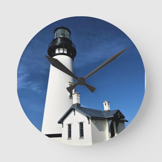 Yaquina Head Lighthouse, Newport, Oregon Round Clock (Front)