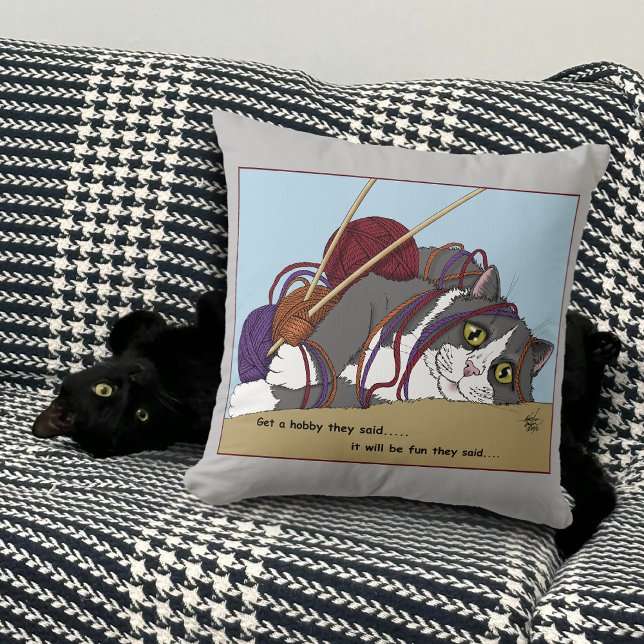Yarn Knitting Funny Cat Cushion (Creator Uploaded)