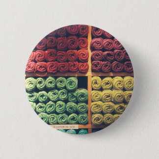 YARNS 6 CM ROUND BADGE