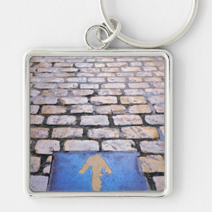 Yellow arrow key ring