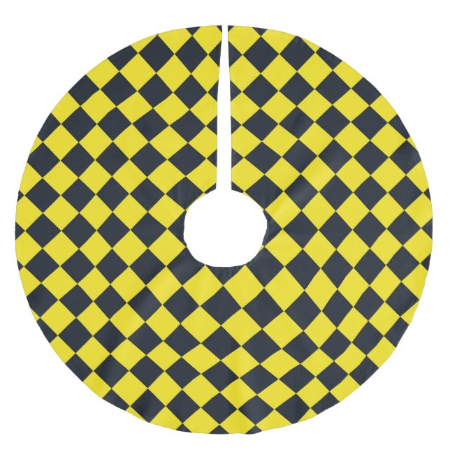 Yellow Black Chequered Diamond Pattern Brushed Polyester Tree Skirt (Front)