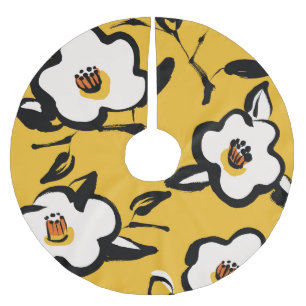 Yellow Camellia, sketchy floral vintage. Brushed Polyester Tree Skirt
