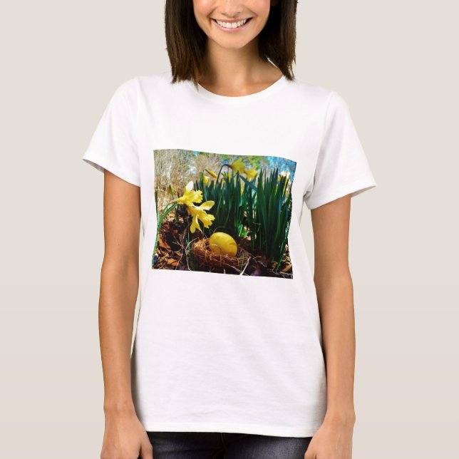 Yellow Daffodils and a Yellow Easter egg T-Shirt (Front)