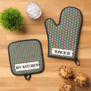 Yellow Disc Ribbon by Kenneth Yoncich Oven Mitt & Pot Holder Set