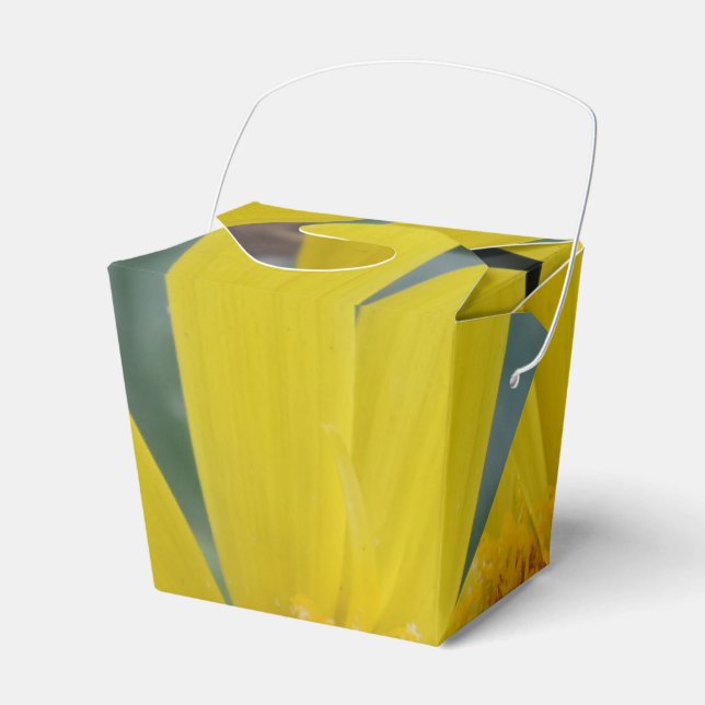 Yellow Flower Take Out Favour Box (Front Side)
