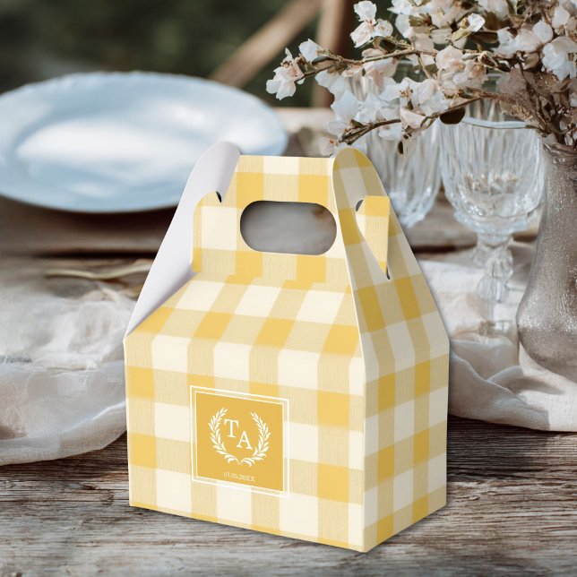 Yellow Gingham Monogram Crest Favour Box (Custom Monogram Yellow Gingham Monogram Crest Favor Boxes for your wedding or other Occasions.)