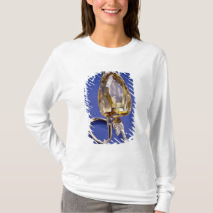 Yellow 'Incomparable' diamond in a gold setting T-Shirt