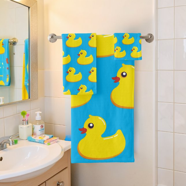 yellow rubber duck pattern  bath towel set (Creator Uploaded)