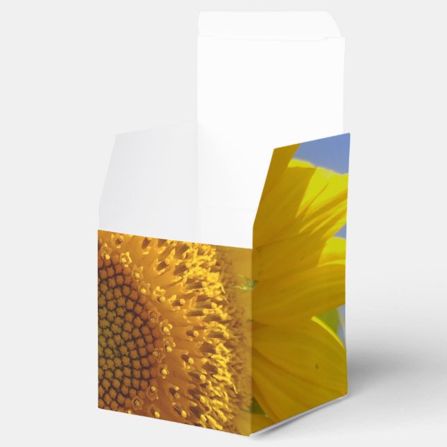 Yellow Sunflower Favour Box (Opened)