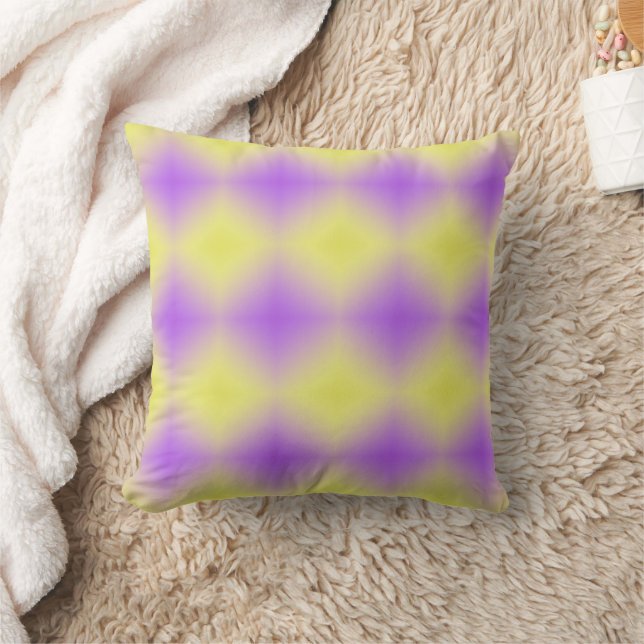 Yellow to Purple Diamond Pattern Gradient Cushion (Blanket)
