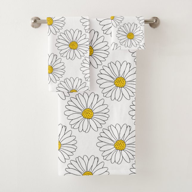Yellow White Daisy Pattern Bath Towel Set (Insitu)