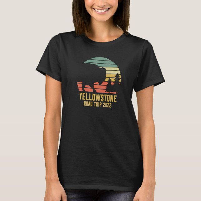Yellowstone National Park Family Road Trip 2022 Ma T-Shirt (Front)