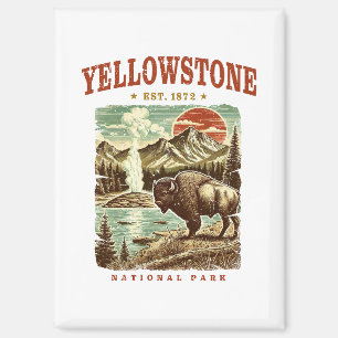 Yellowstone National Park – Mountain and Bison Magnet