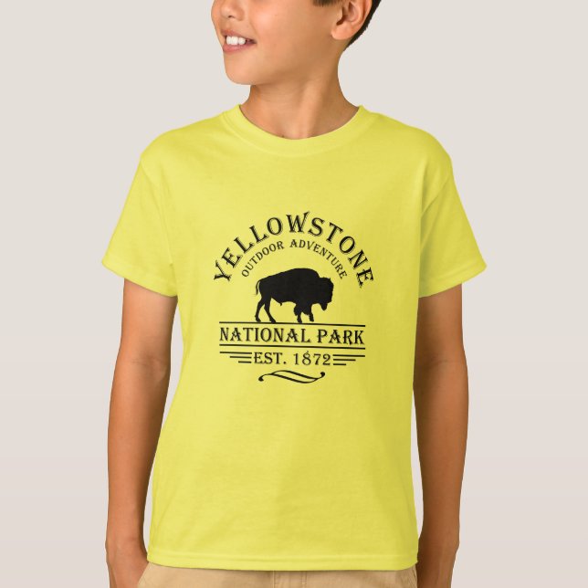 Yellowstone national park T-Shirt (Front)