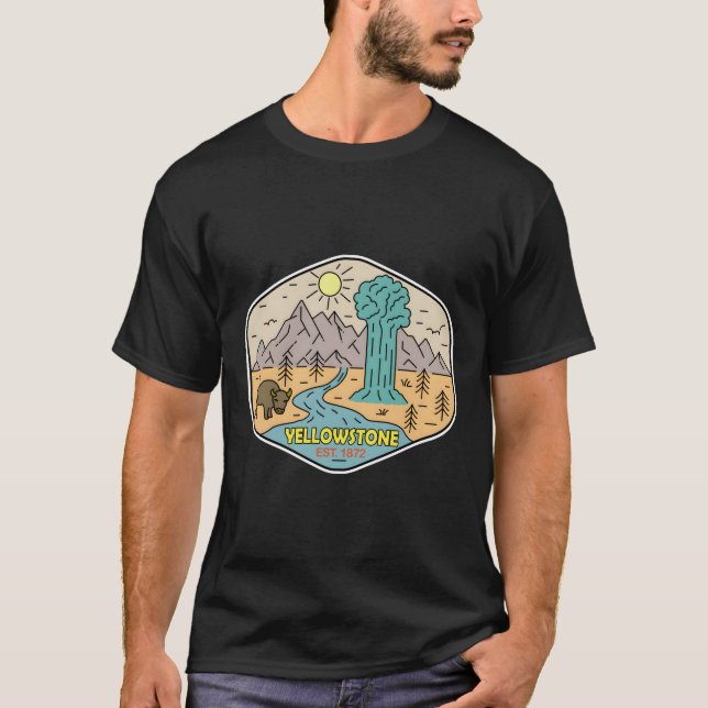 Yellowstone -Vintage � Spirit of Adventure T-Shirt (Front)