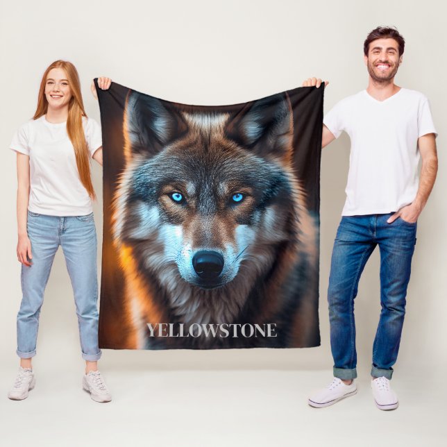 Yellowstone Wolf Fleece Blanket (In Situ)