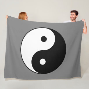 Yin and Yang Symbol (Chinese Taoist Taijitu) Fleece Blanket