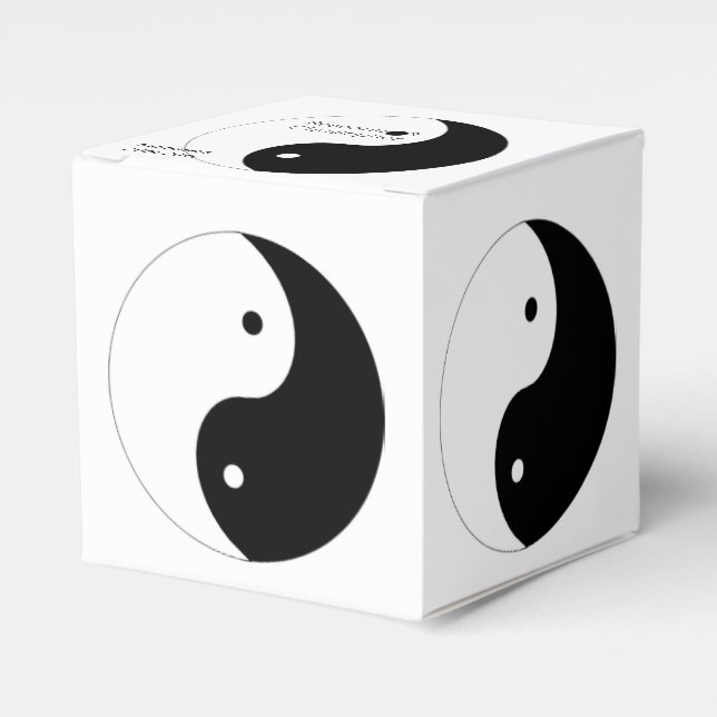Yin Yang Black And White Design Wedding Favour Box (Front Side)