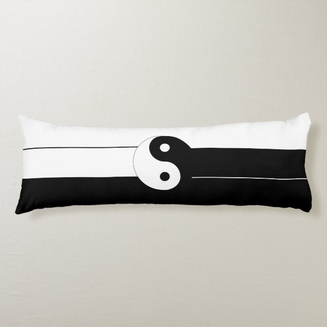 Yin yang body cushion (Front)