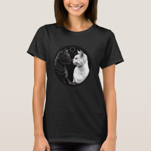 Yin Yang Cat Feng Shui Ying Yang Kitten Yin Yang C T-Shirt