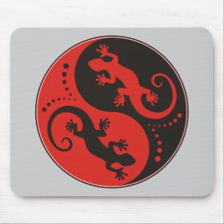 YIN & YANG Geckos black red + your background idea Mouse Pad