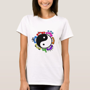 yin yang peek a boo g. T-Shirt