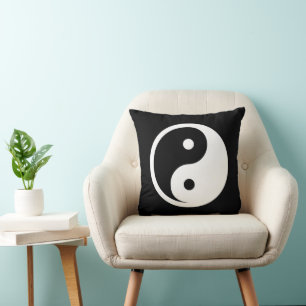 Yin Yang Symbol - solid tattoo design 2 Cushion