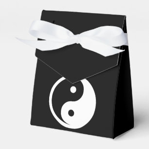 Yin Yang Symbol - solid tattoo design 2 Favour Box