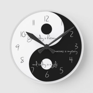 Ying and yang clock