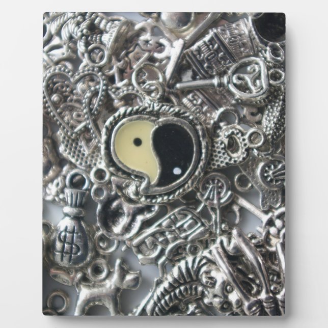 ying yang charm plaque (Front)
