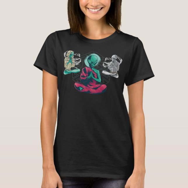 Yoga Alien Funny Design T-Shirt (Front)
