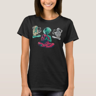 Yoga Aliens Meditating Design T-Shirt