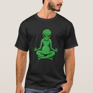 Yoga Costume For Meditation Green Alien Ufo T-Shirt