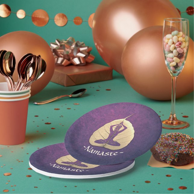 YOGA Instructor Meditation Pose Bodhi Leaf Cut Art Paper Plate (Multi)