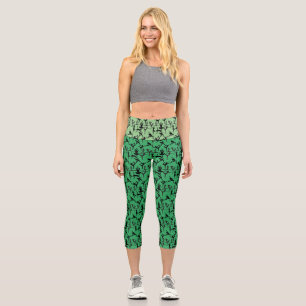 Yoga pose pattern 01.wx4.Green GB Capri Leggings