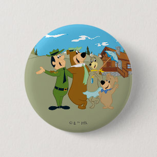 Yogi Bear and Friends Warm Welcome 6 Cm Round Badge