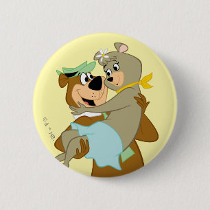 Yogi Bear Carrying Cindy Bear 6 Cm Round Badge