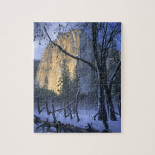 YOSEMITE NATIONAL PARK, CALIFORNIA. USA. Light Jigsaw Puzzle