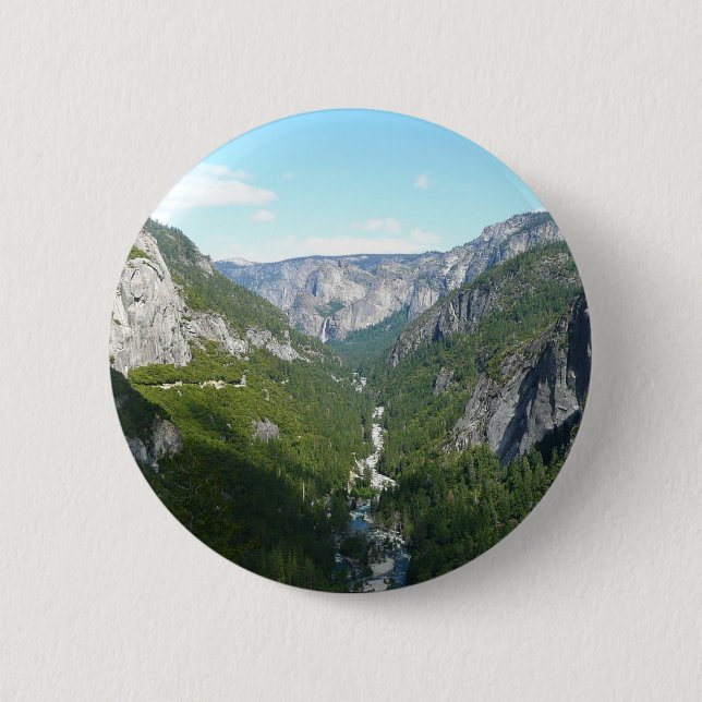 Yosemite Valley in Yosemite National Park 6 Cm Round Badge (Front)
