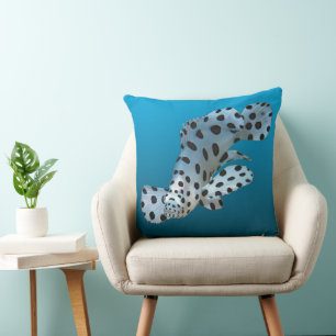 Young Grouper - Gradient blue background Cushion