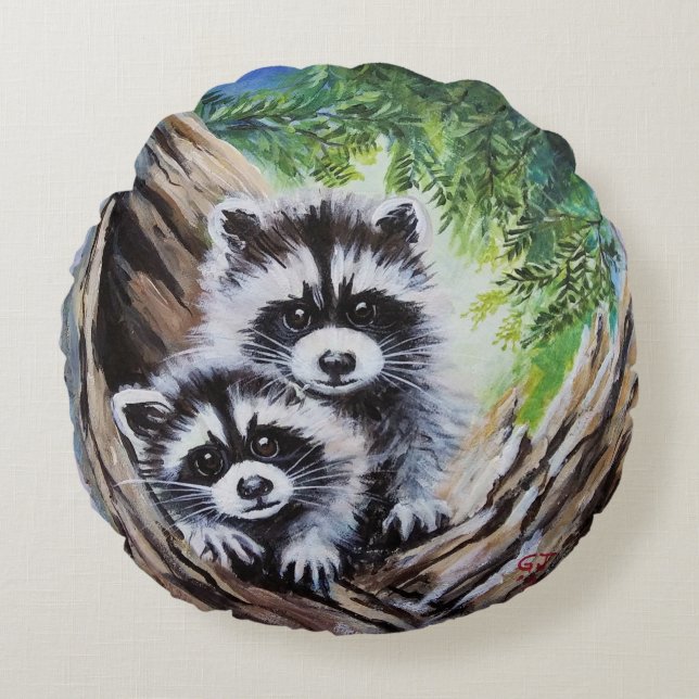 Young raccoons in tree Round throw pillow (Front)