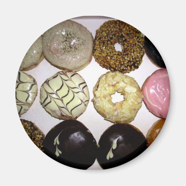 YUMMY DONUTS MAGNET (Front)