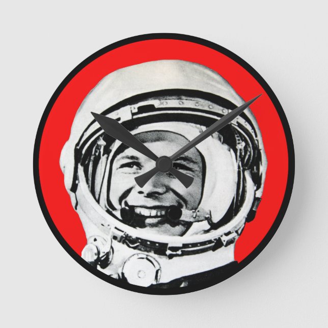 Yuri Gagarin - Soviet Hero & Cosmonaut Round Clock (Front)