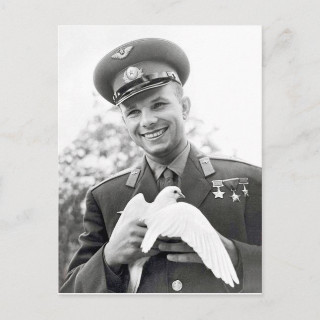 Yuri Gagarin with white pigeon, symbol of peace, Postcard (Front)