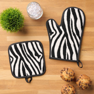 Zebra Stripes Black & White Stylish Animal Print Oven Mitt & Pot Holder Set
